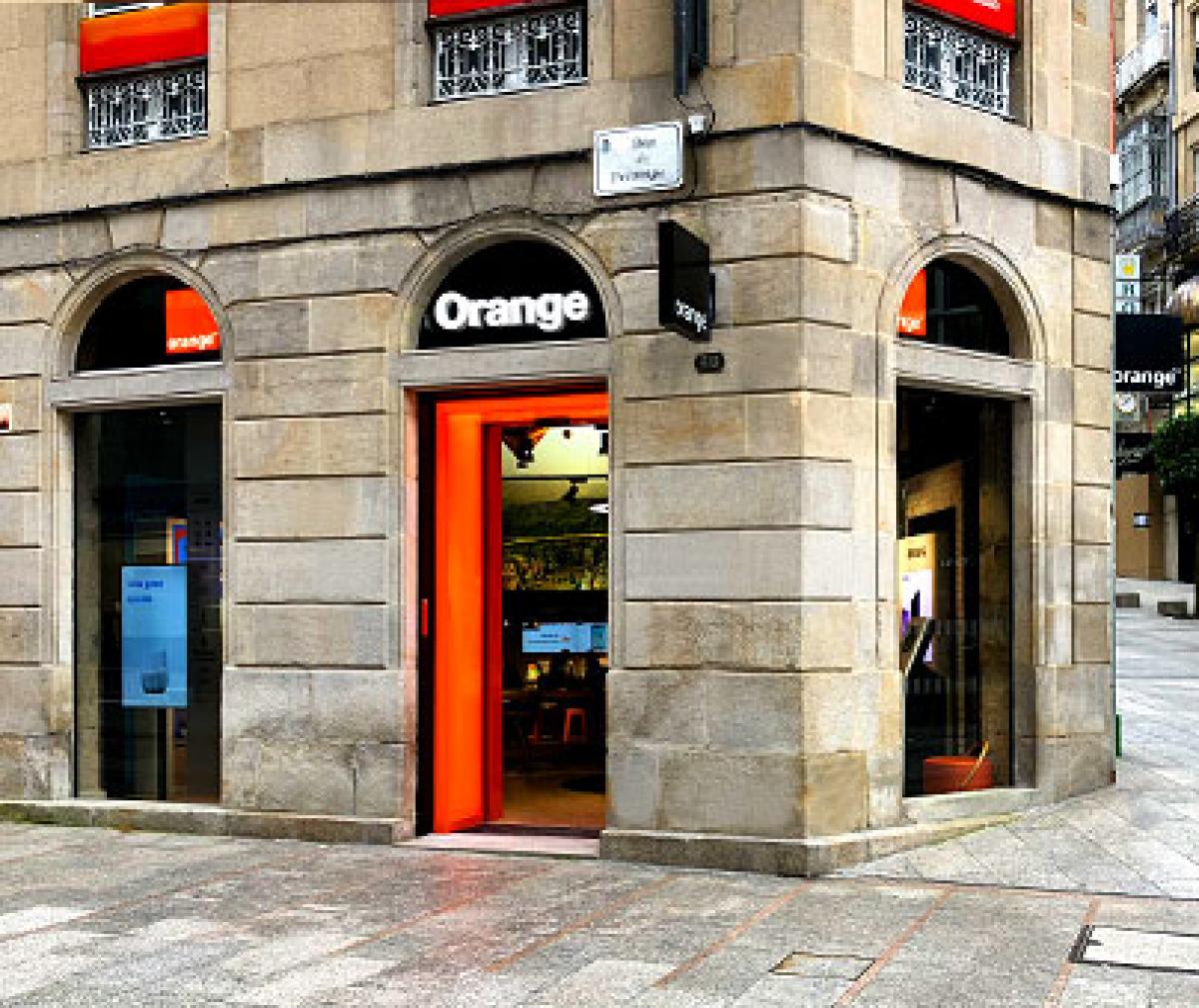 CCOO gaa as EESS en Orange Vigo
