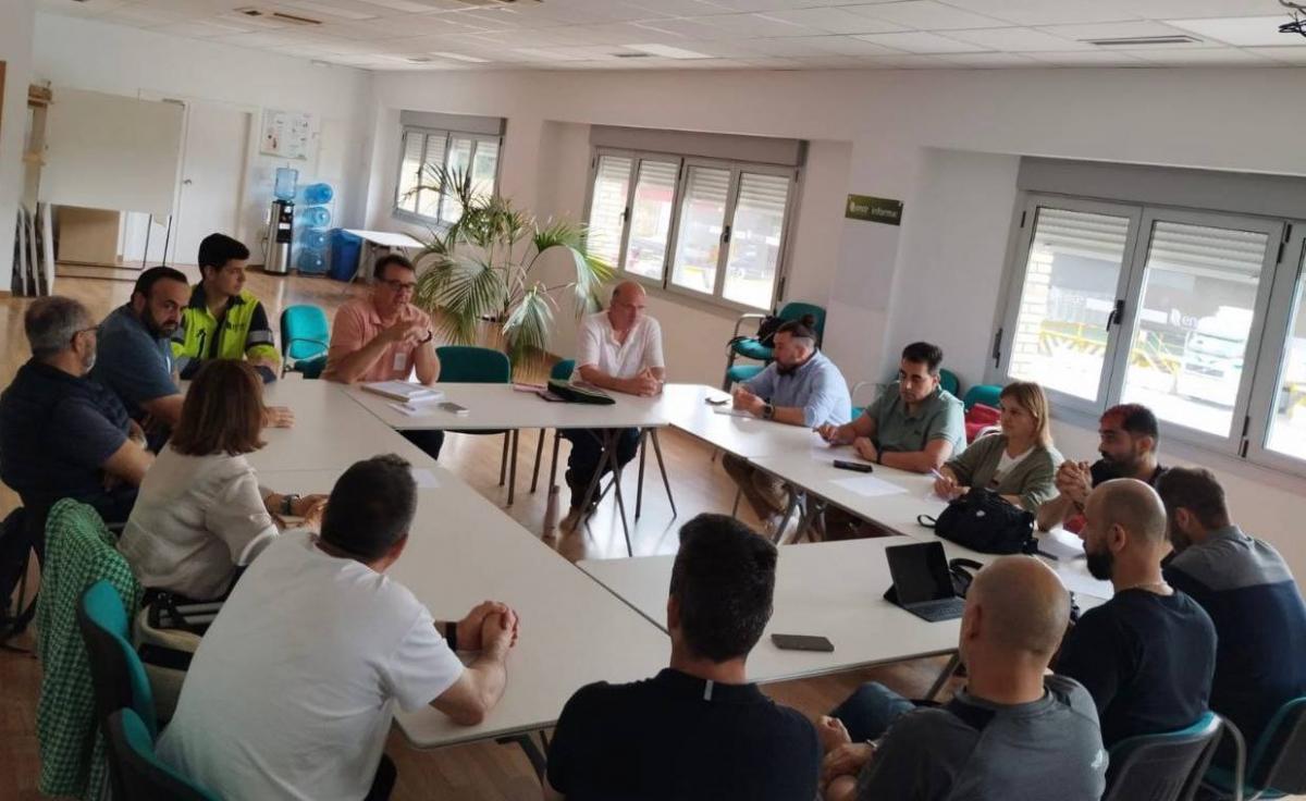 Reunin de la representacin de CCOO_papel, graficas y fotografa